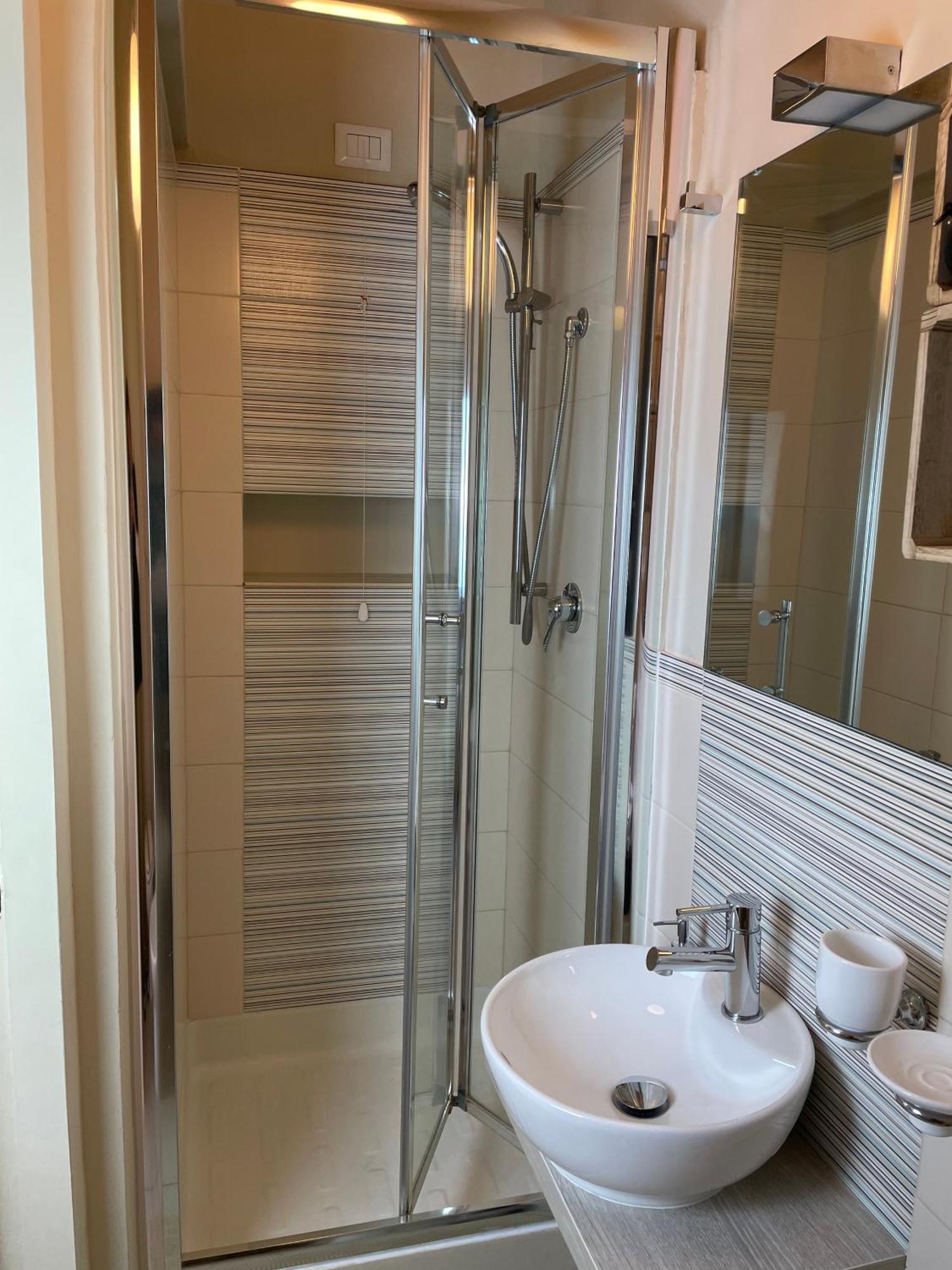 Seven Boutique Hotel سيستري ليفانتي الغرفة الصورة